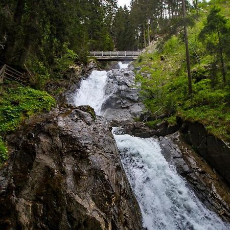 Camping Bella Austria Sankt Peter am Kammersberg Buitenkant foto